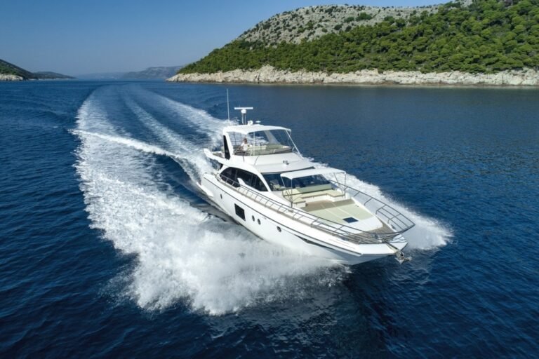 Azimut 66